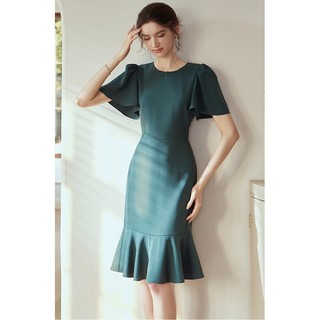Đầm dài xanh cổ tròn tay lá sen thanh lịch