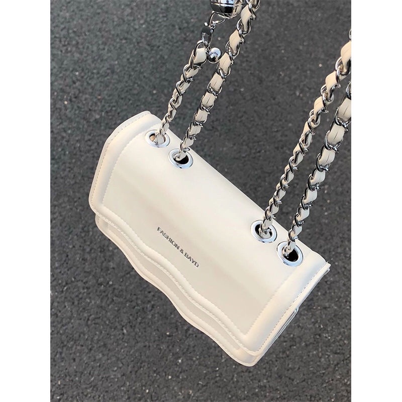 Túi đeo chéo hàng quảng châu  ulzzang ,2 màu trắng đen