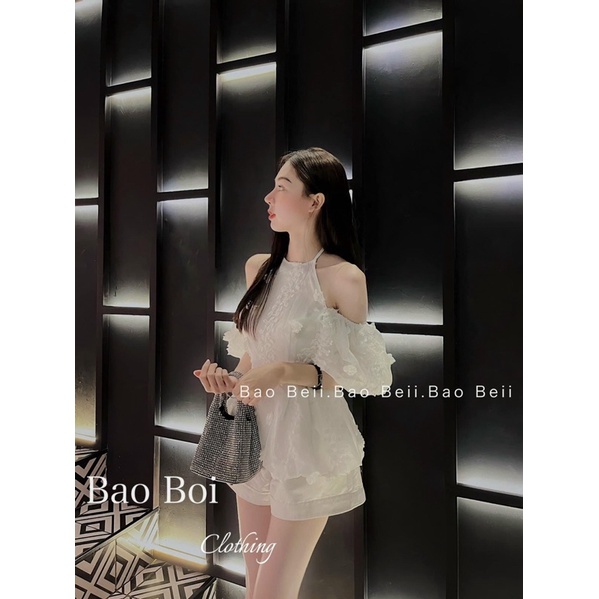 Áo cổ yếm bông gòn xinh xắn