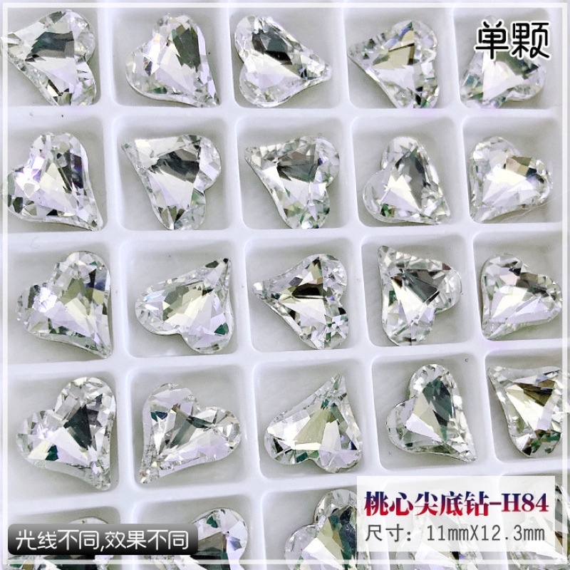 Set 10 viên đá trái tim trang trí móng siêu xinh hit