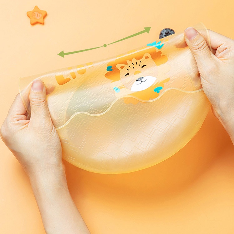Yếm ăn dặm silicon có máng chống thấm cho bé nhiều màu