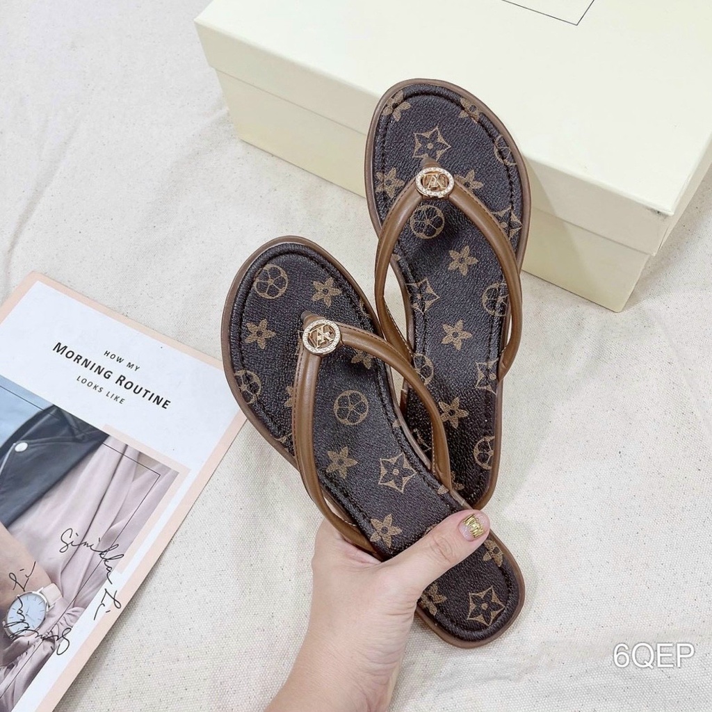 Dép Nữ Quai Kẹp Xỏ Ngón LV Hàng Thời Trang Cao Cấp B108 Shop Diều Phương
