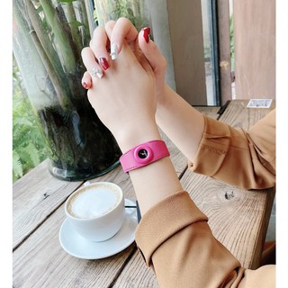 Đồng hồ nữ dây da Marc Jacobs Pinky