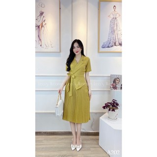 Đầm xếp li