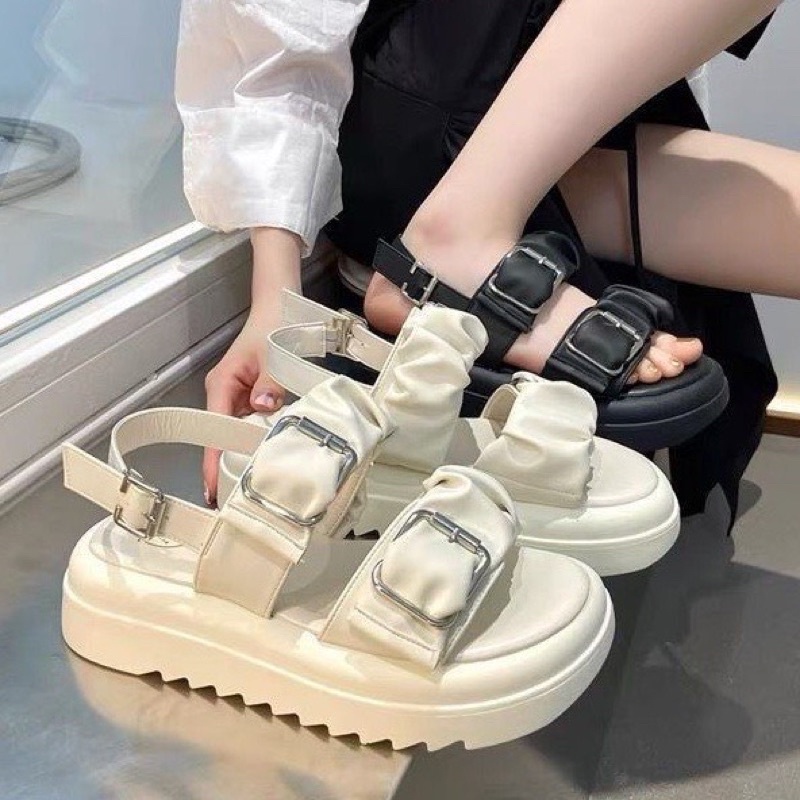 Giày sandal nhún bèo hai khuy vuông bản to Đế Dày Mềm Mại Chống Trượt Thoải Mái Phong Cách Thời Trang Cho Nữ