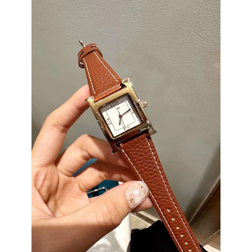 Đồng Hồ Nữ HM Dây Da