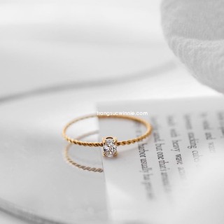 Nhẫn nữ titan Oval twist