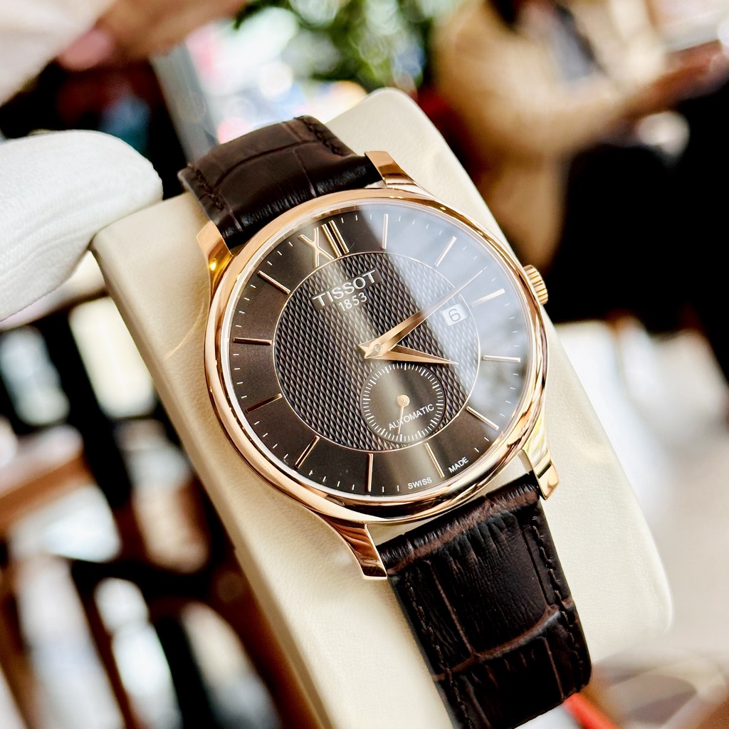 Đồng hồ nam dây da Tissot Tradition Small Second Rose T063.428.36.068.00