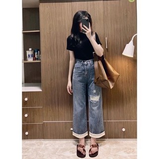 Quần bò ống suông rách đùi gấu gấp lai in chữ