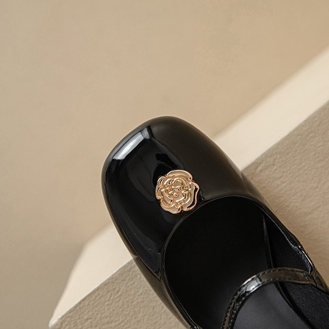 Giày Mary Jane - Giày Gót Vuông DIAO Quai Ngang Khuy Hoạ Tiết Cao 5p QCCC