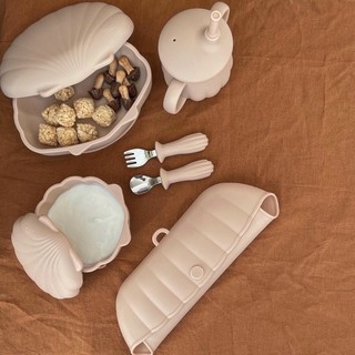 Yếm sò silicon gấp gọn Tgm - Bibi Kids