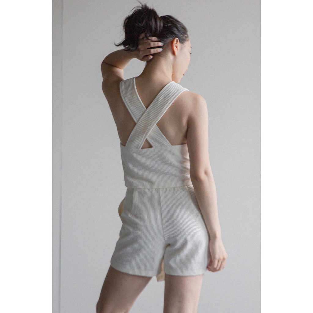 Rustea X Top - Áo không tay dáng lửng, lưng chữ X