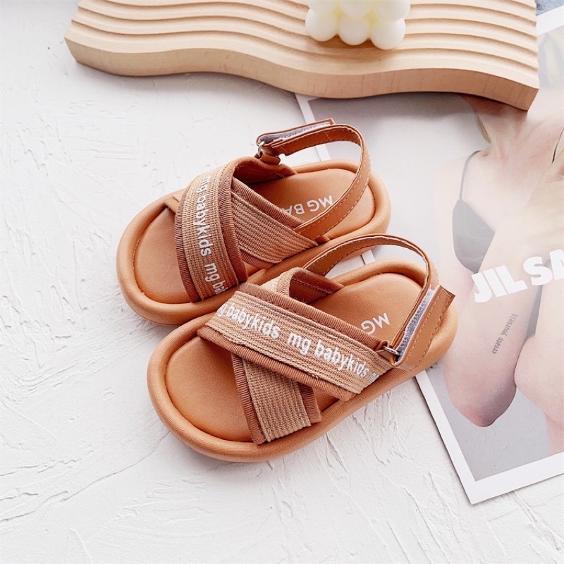 Sandal chéo, dép quai hậu siêu xinh chó bé đi chơi đi học mẫu hè 2023