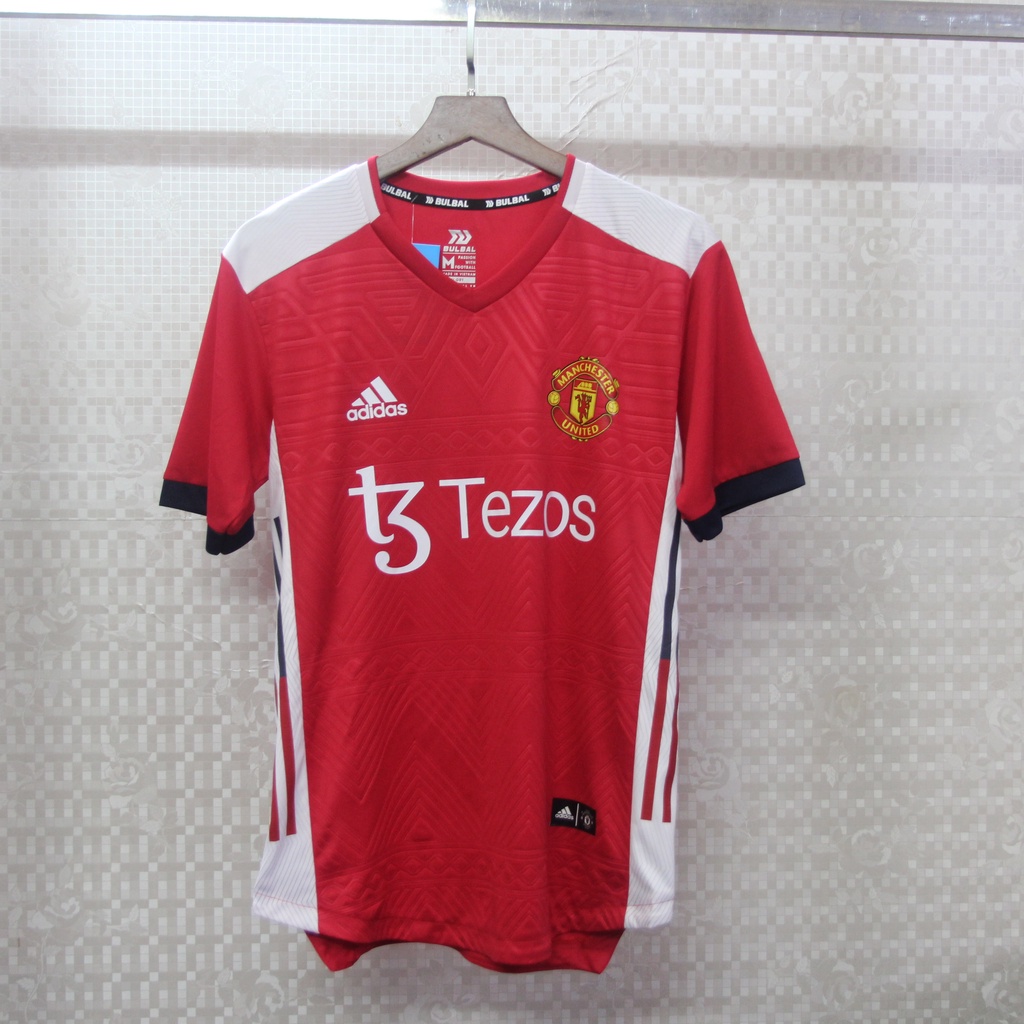 ÁO ĐẤU TRAINING MU 2023 MÀU TRẮNG