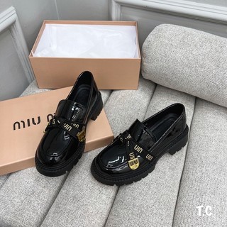 Giày moca miumiu da bóng