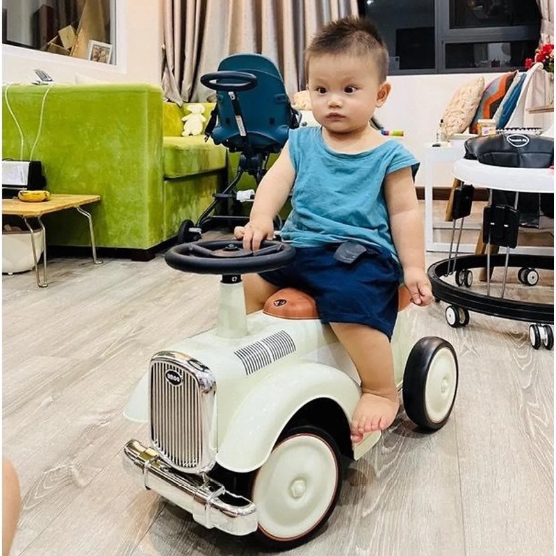 Xe Chòi Chân Ô Tô AUDI Loại Đắt - Xe Lắc Trẻ Em Có Nhạc,Có Đèn Sáng 2 Trong 1 Sinh Động Cho Bé