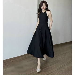 Đầm maxi yếm đen hở lưng có mút ngực xuongvnxk
