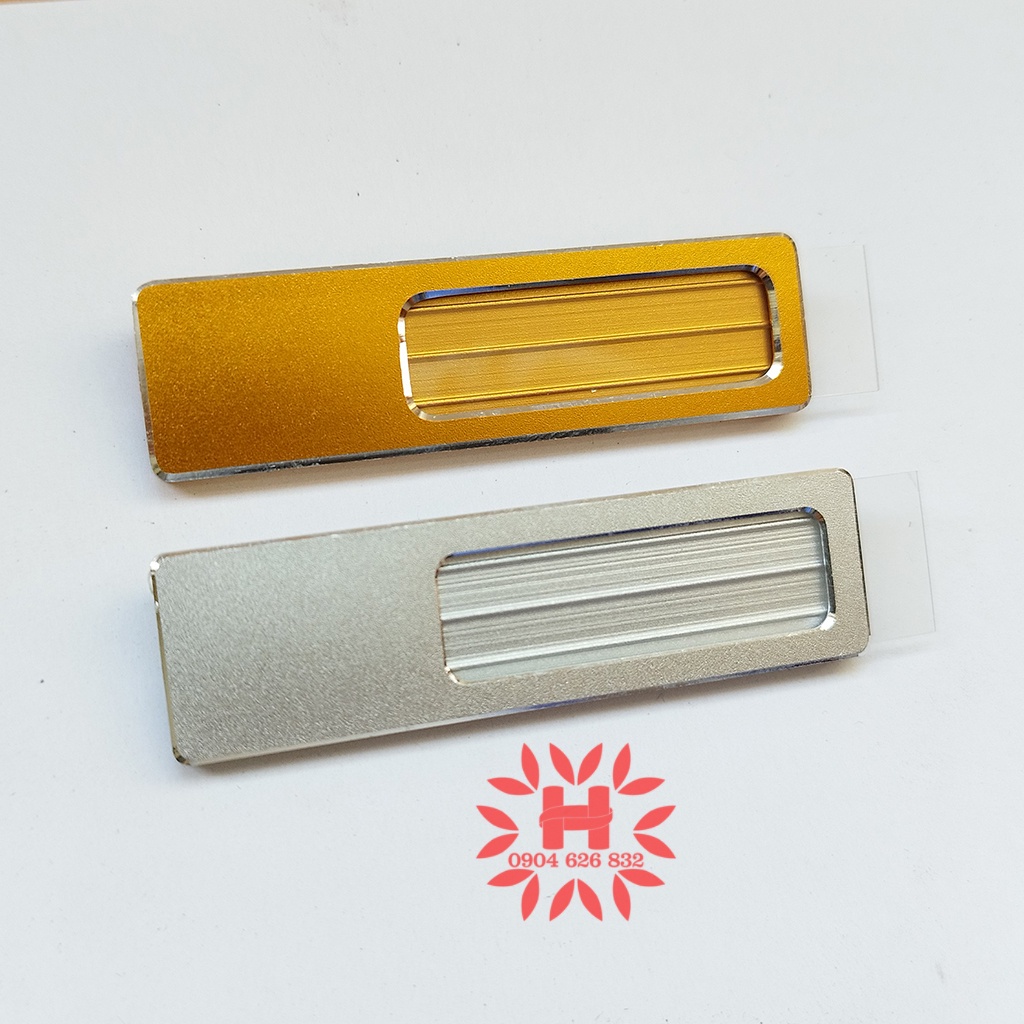 Phôi bảng tên nhân viên, biển tên nhân viên cài áo, kích thước 2 cm x 7 cm