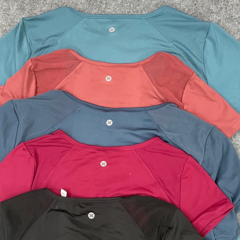 Áo Thun Thể Thao Nữ Chuyên Tập Gym Chạy Bộ Nhanh Khô Thoáng Khí