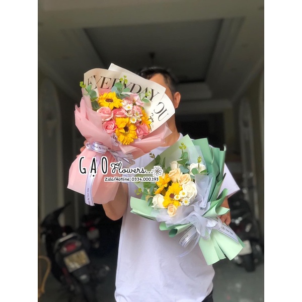 (Combo kèm túi thiệpBó hoa hướng dương mix hoa hồng sáp cao cấp, bó hoa hướng dương tone hàn quốc