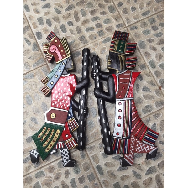 Mặt nạ treo tường bằng gỗ 40cm hình người giã gạo