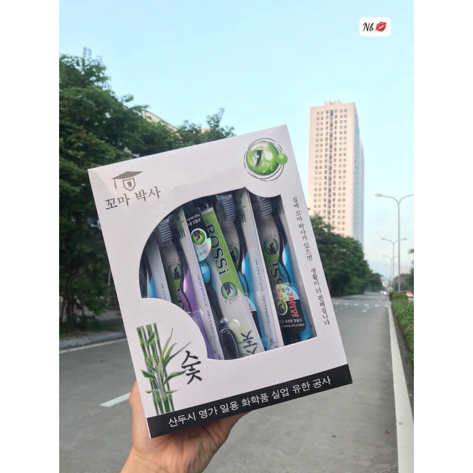 Bàn chải đánh răng than tre hoạt tính Hàn Quốc BOSSI 921 hàng loại 1 cán cứng lông mềm