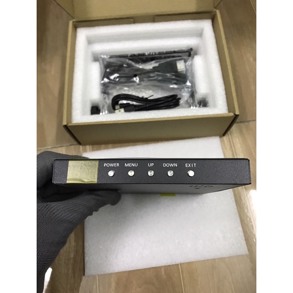 Màn hình 7 inch IPS Cảm ứng vỏ kim loại | BigBuy360 - bigbuy360.vn