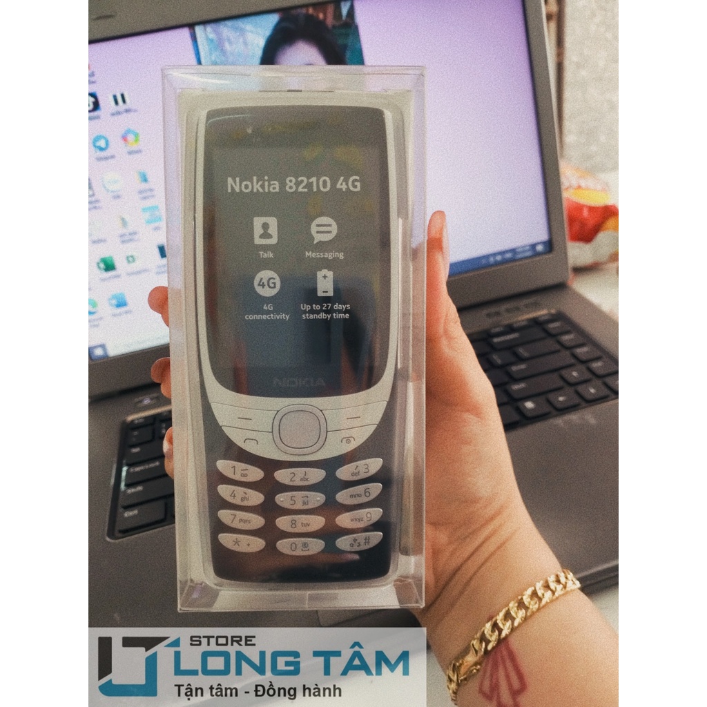 Điện thoại Nokia 8210 4G - Hàng chính hãng