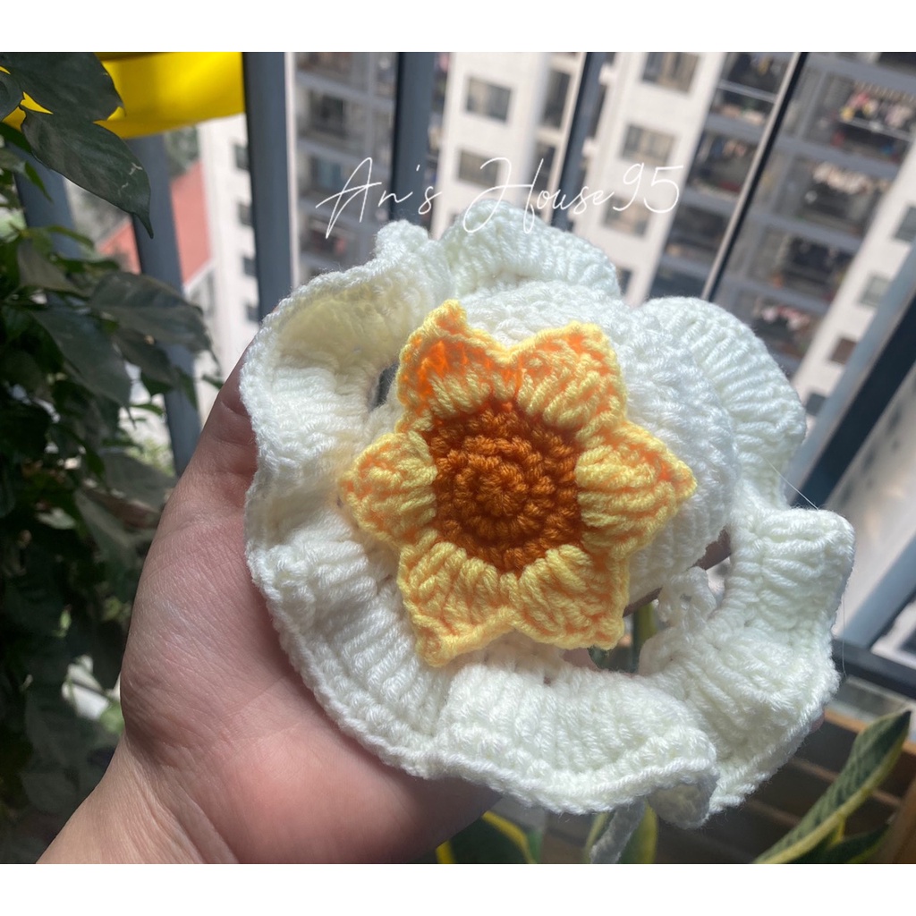 Mũ hoa mặt trời cho thú cưng handmade
