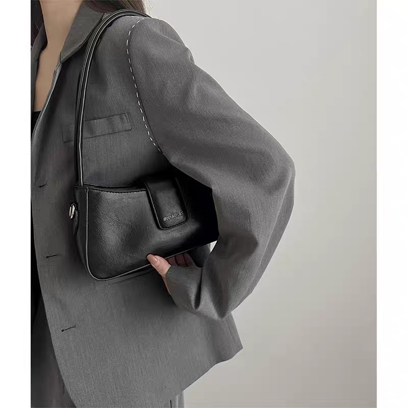 Túi xách kẹp nách, đeo chéo GOOD BASIC hot 2023 thiết kế sành điệu, thời thượng đi chơi, du lịch C47