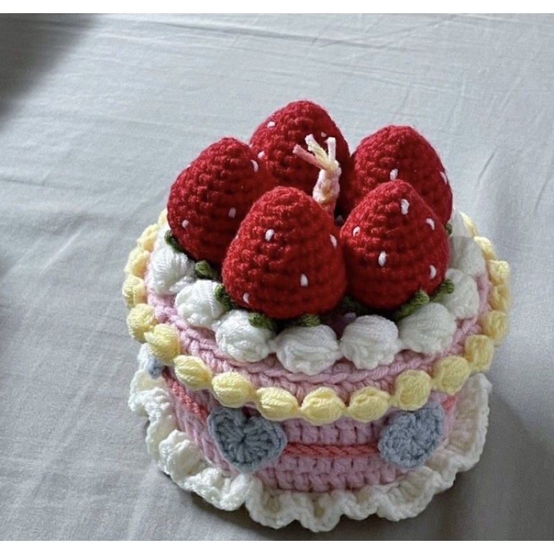 Bánh gato bằng len có thể mở nắp đựng mĩ phẩm, bánh kẹo