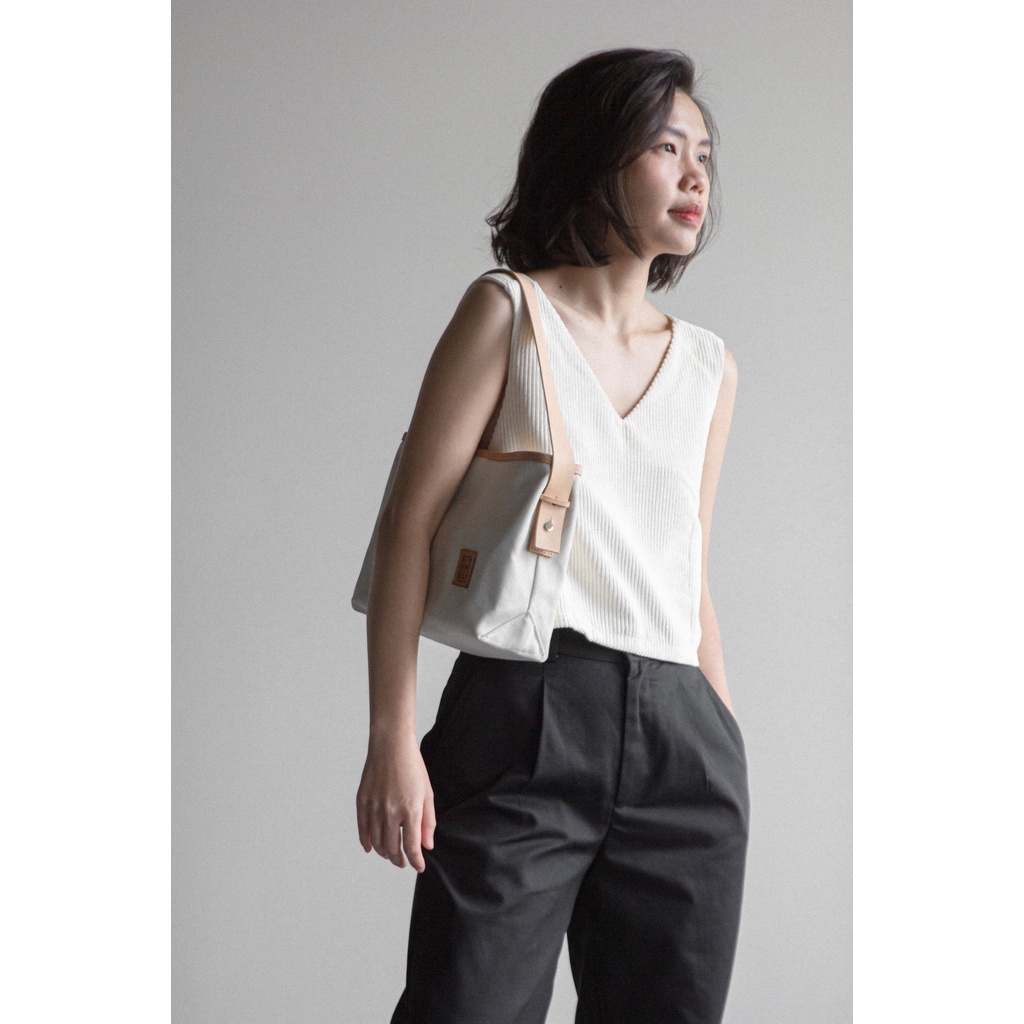 Rustea X Top - Áo không tay dáng lửng, lưng chữ X