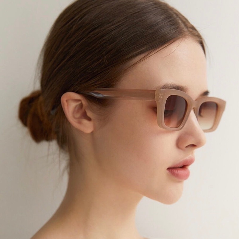 Mắt kính One Brilliant