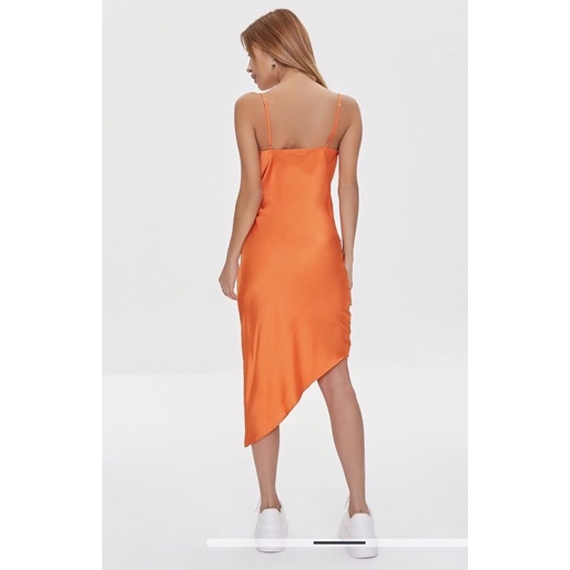 Đầm xuất dư, Forever21