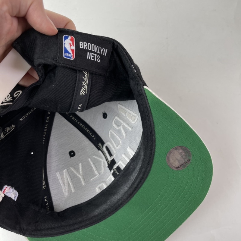 Mũ Snapback 2Hand đen trắng