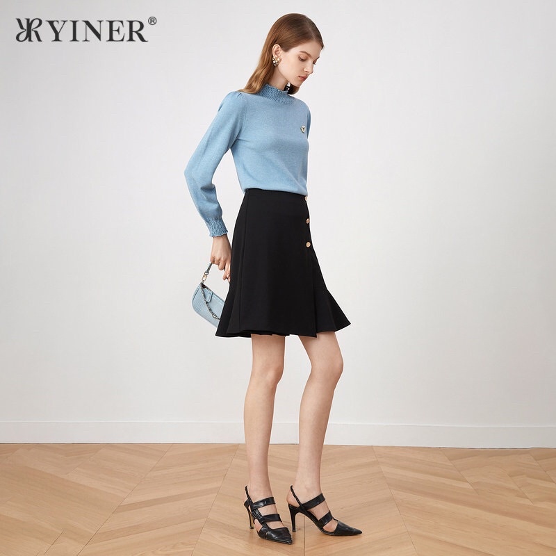 Áo len xanh nhũ Yiner