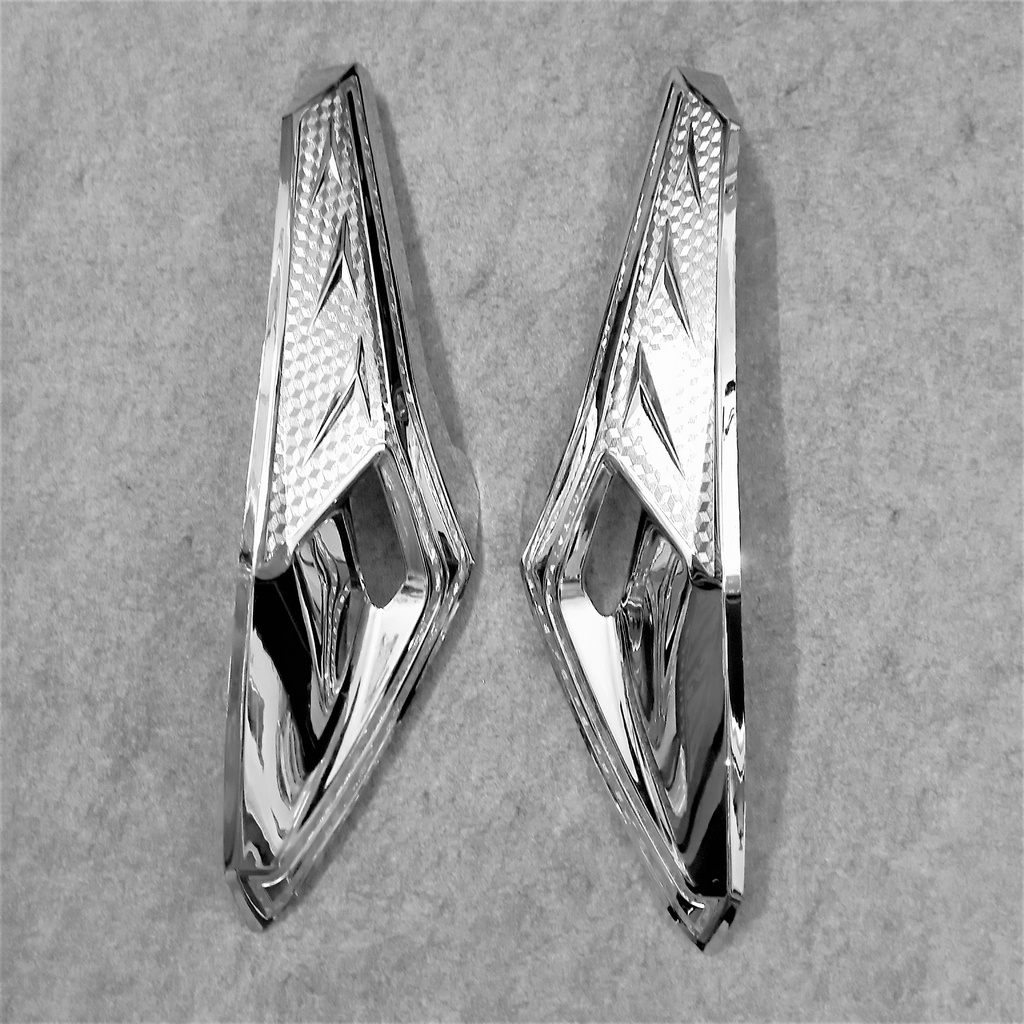 Ốp hông Vario 160 nhựa xi mạ crom bóng sáng