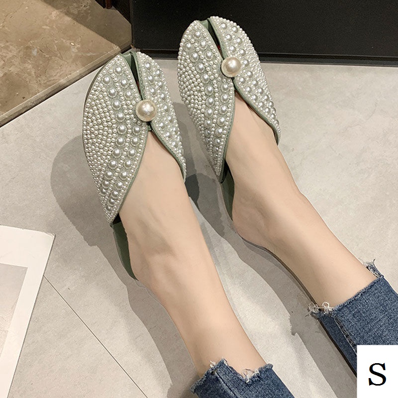 Dép Bít Mũi Đế Bằng Đính Hạt Ngọc Trai Phong Cách Mới Thời Trang Mùa Hè 2023