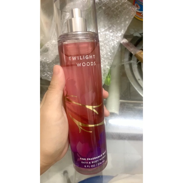 Xịt thơm toàn thân Bodymist Bath & Body Works TWILIGHT WOODS