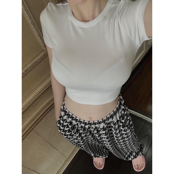Áo thun croptop Zara Authentic
