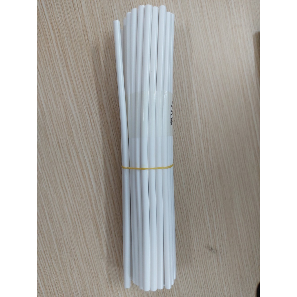 Keo nến UB-618 màu trắng sữa chịu nhiệt độ cao