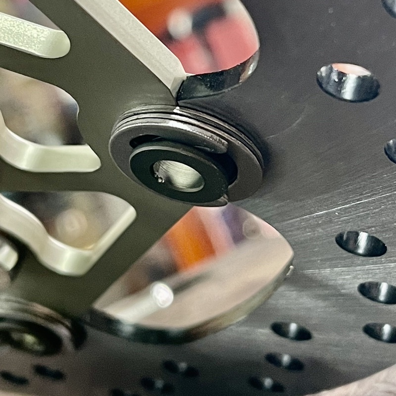 Điã thắng TQ6 ORO V4 267mm