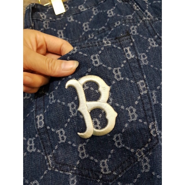 Chân váy bò xanh M.L.B có quần trong