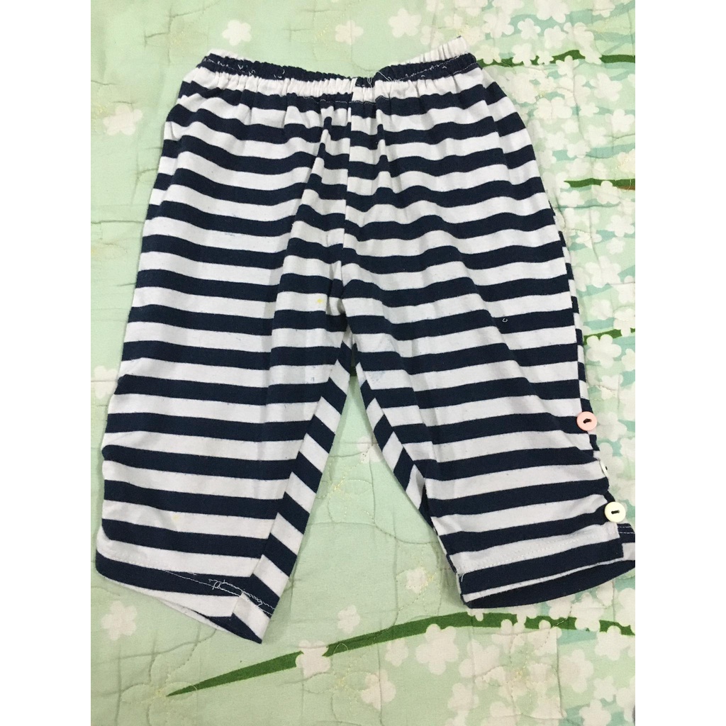 Hàng tặng cho bé