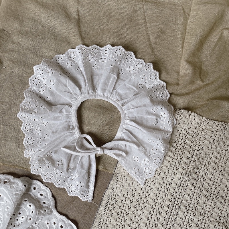 Yếm thô thêu đẹp xịn em bé gái