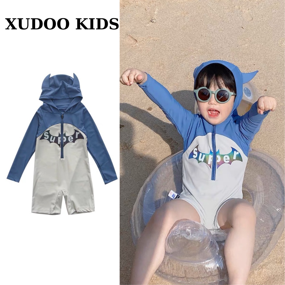 Bộ đồ bơi Super man xanh liền thân dài tay cho bé trai, phong cách Hàn Quốc cực kì đáng yêu, có mũ - XUDOO KIDS