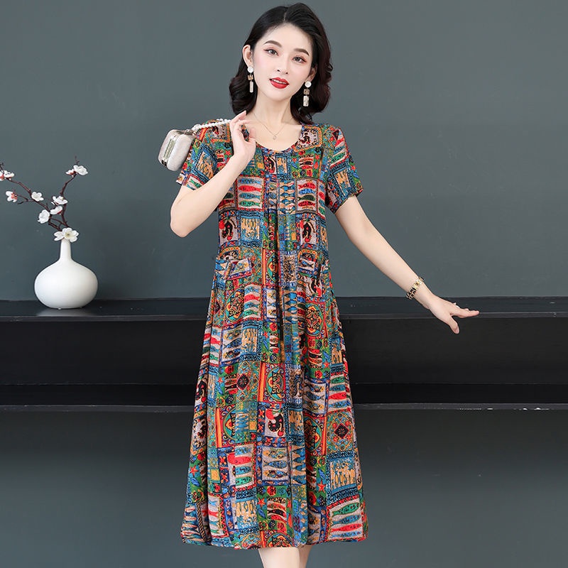 Áo dài cotton lụa cho phụ nữ trung niên và cao tuổi, các bà mẹ trung niên 40-50 tuổi mặc váy hoa ngắn tay mùa hè