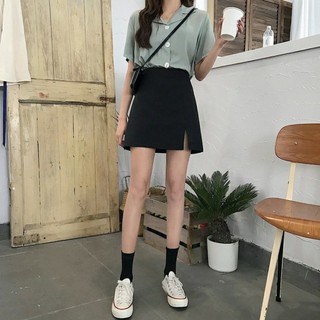 Chân váy ngắn chữ A xẻ 1 cạnh basic LACO97
