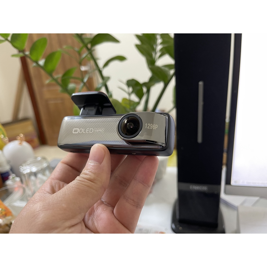 Camera Hành Trình Wifi V8 Pro Kết Nối Điện Thoại Và Màn Hình Androi Có Chông Giữ Xe Khi Có Dung Động