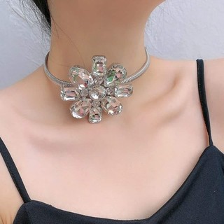 Choker hoa đính đá thời trang cao cấp D110